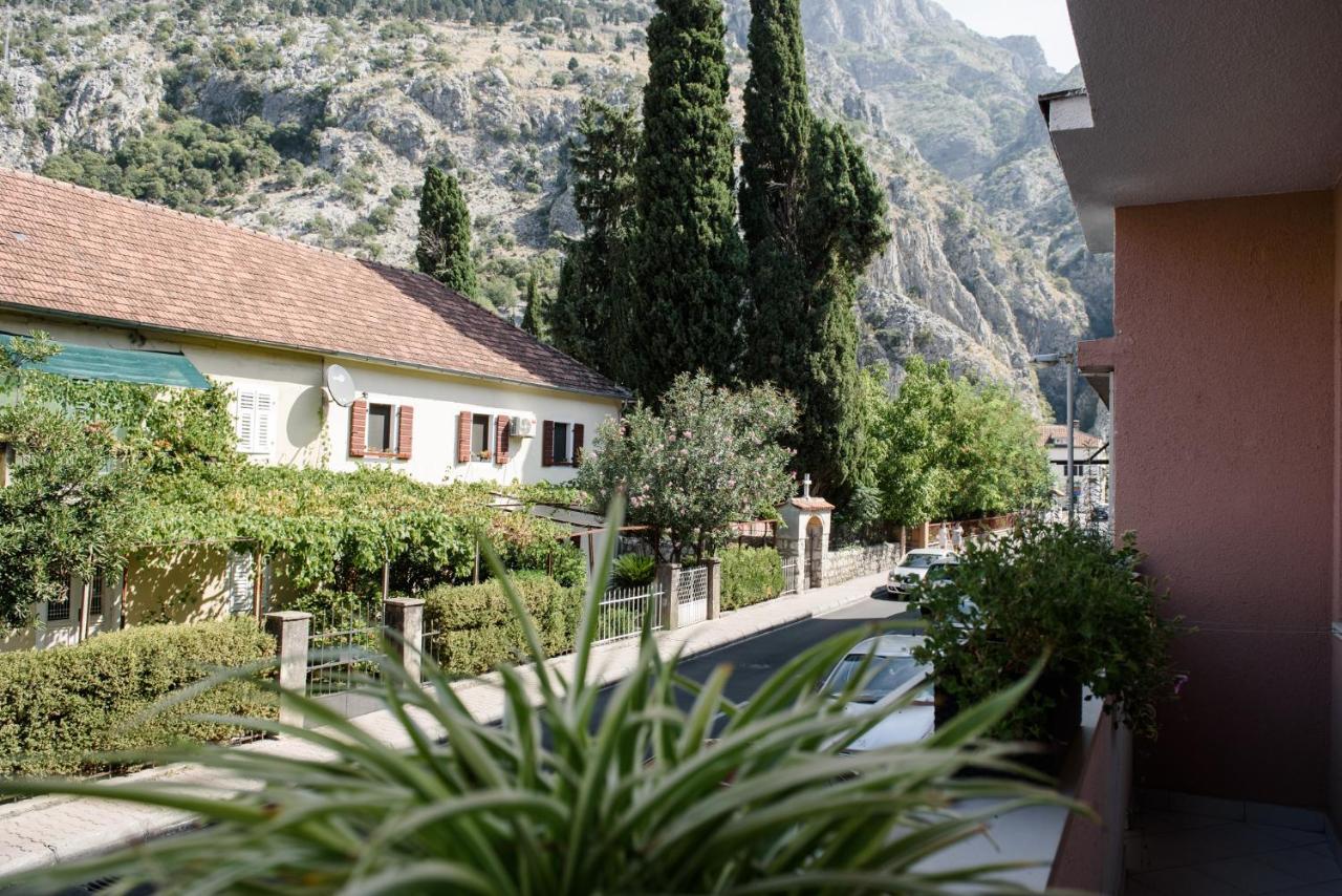 Cozy 2Br Apartment, 3 Min To The Old Town Kotor Exteriör bild