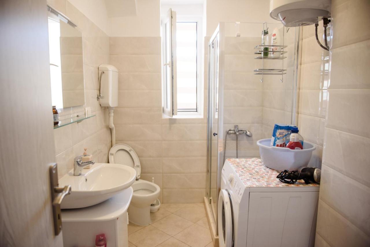 Cozy 2Br Apartment, 3 Min To The Old Town Kotor Exteriör bild